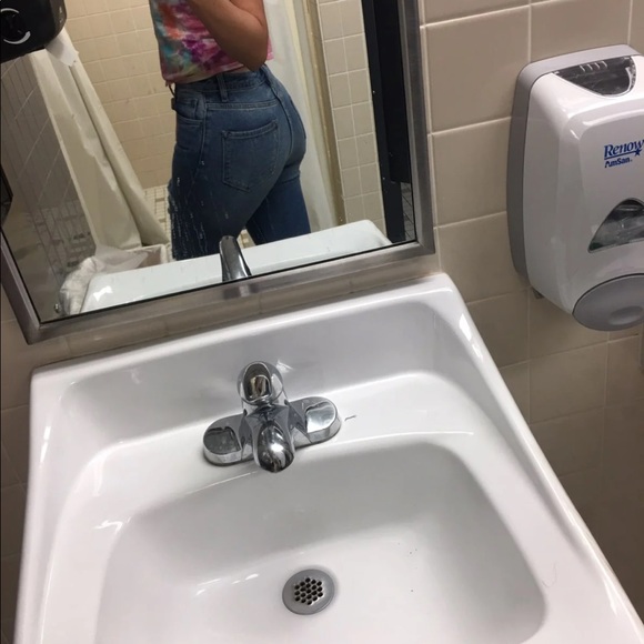 Fashion nova “got it from my mama  jeans” NWT - Picture 6 of 6
